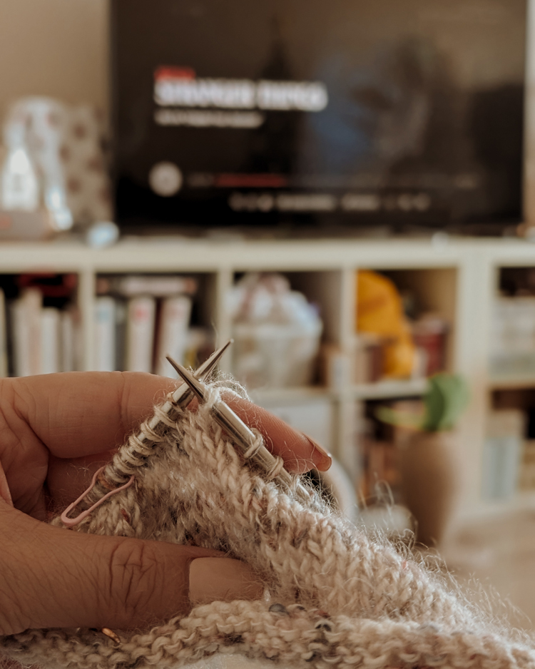 Gilet Manida, patron Folie 0rdinaire, tricot en cours