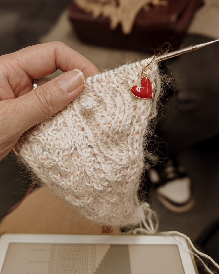 Turtle dove shawl de Sari Nordlund sur mes aiguilles, Jour3